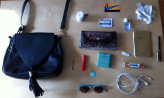 Illustration for article titled What Do You Carry Around in Your Big-Ass Purse?
